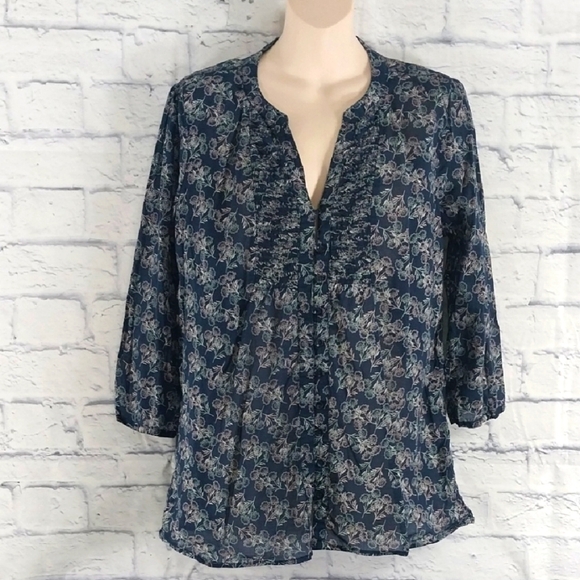 Gap Top Button Down Smocked in Front Floral 3/4 Sleeve Sz L - Picture 1 of 5